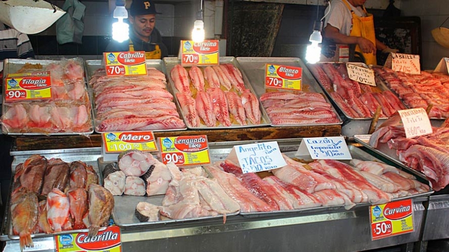 Fresh fish from the local markets provide one way to avoid preservatives