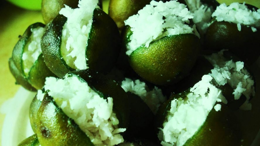 Mexican Recipe for Coconut Stuffed Limes