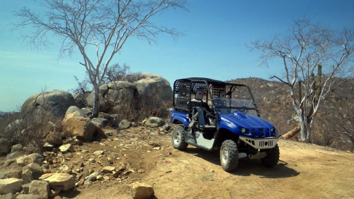 The Rhino, vehicle for exploring the Cabo Outback